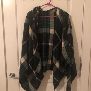 Plaid Shaw with hood